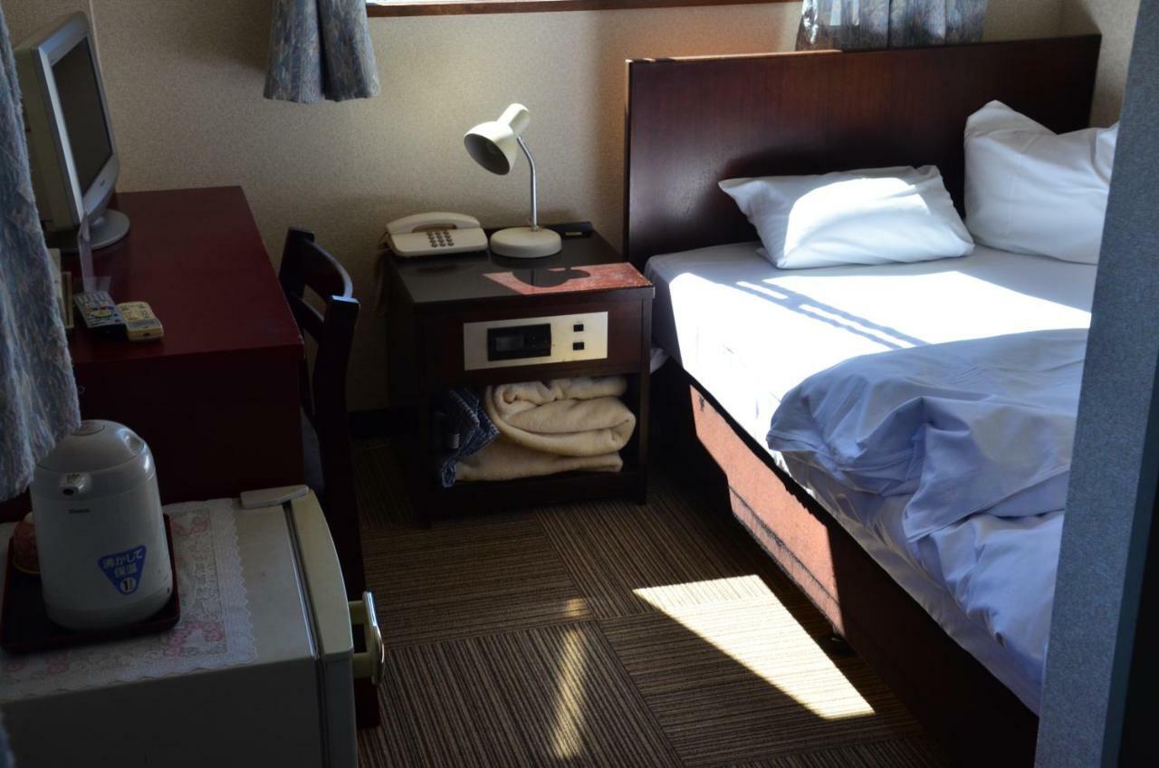 واكايَمَ Business Hotel Top Inn Kagurano المظهر الخارجي الصورة