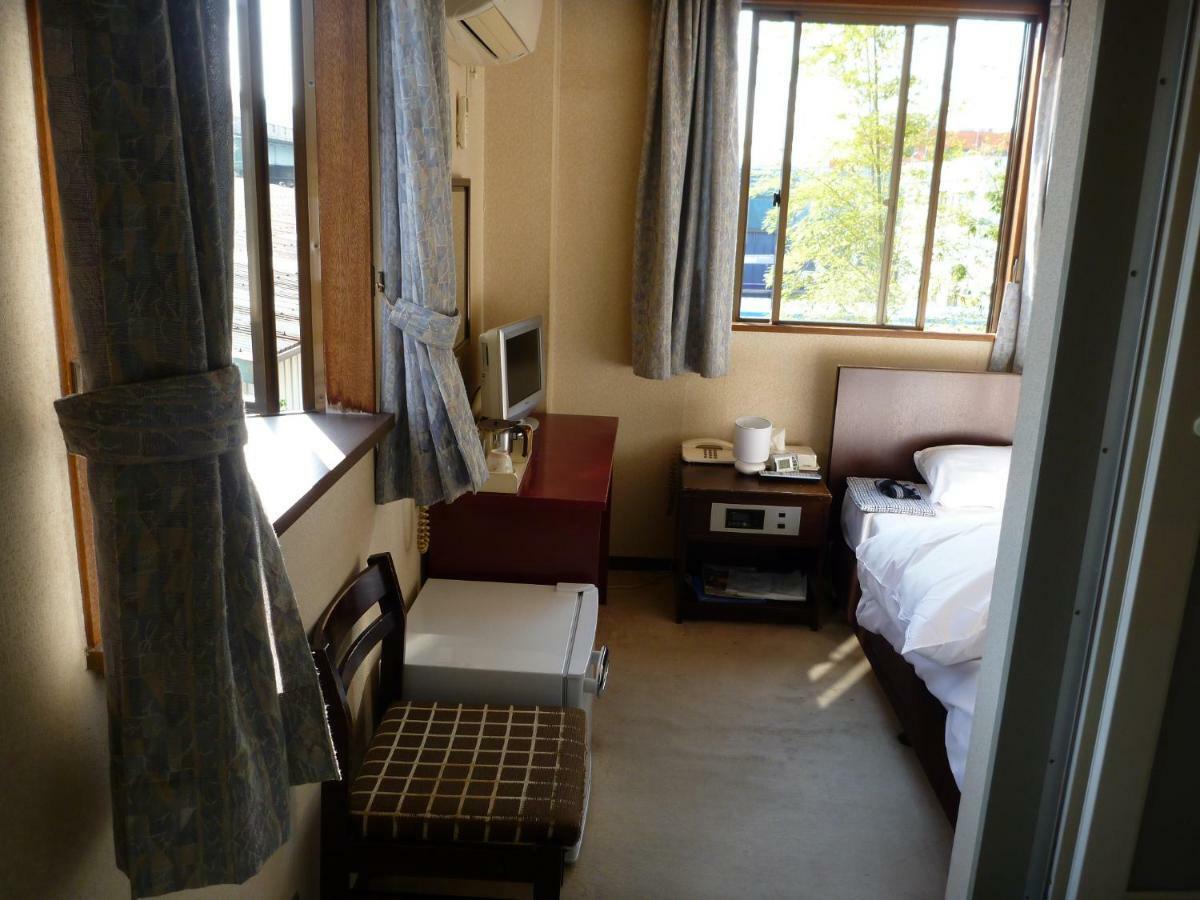واكايَمَ Business Hotel Top Inn Kagurano المظهر الخارجي الصورة